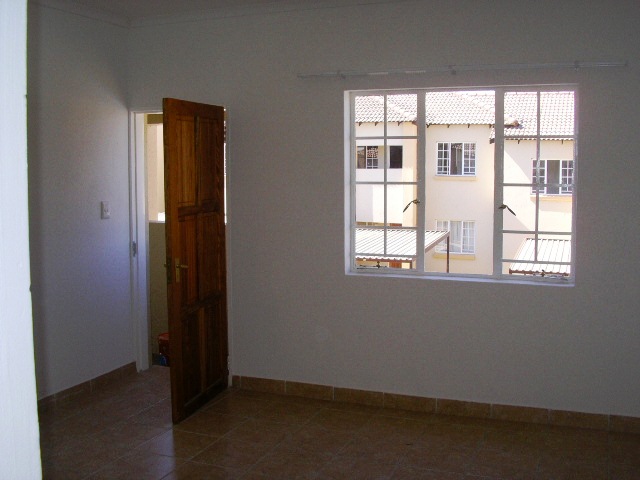 To Let 2 Bedroom Property for Rent in Elspark Gauteng