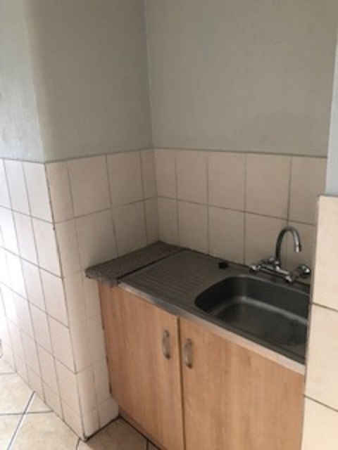 To Let 1 Bedroom Property for Rent in Elspark Gauteng