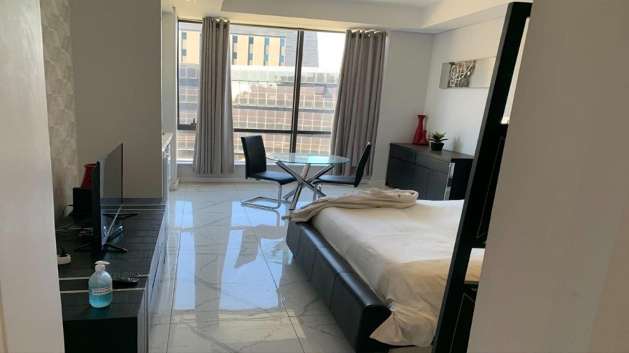 1 Bedroom Property for Sale in Sandton Central Gauteng