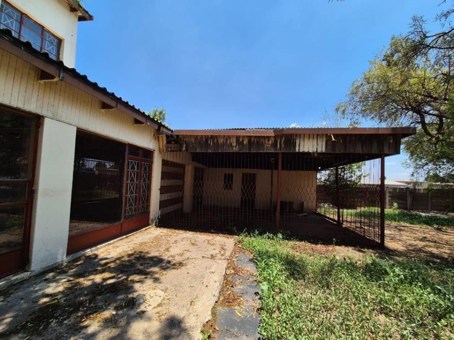 4 Bedroom Property for Sale in Jameson Park Gauteng