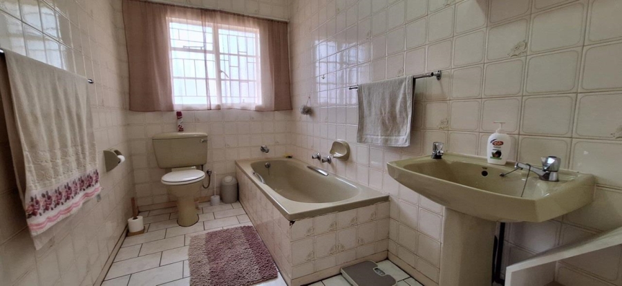 3 Bedroom Property for Sale in Ferryvale Gauteng