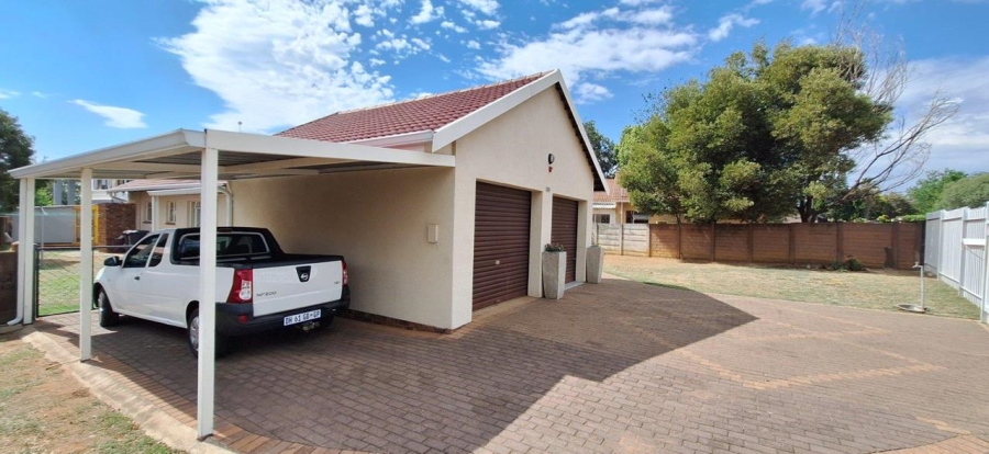 3 Bedroom Property for Sale in Ferryvale Gauteng