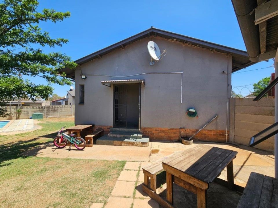 3 Bedroom Property for Sale in Noycedale Gauteng