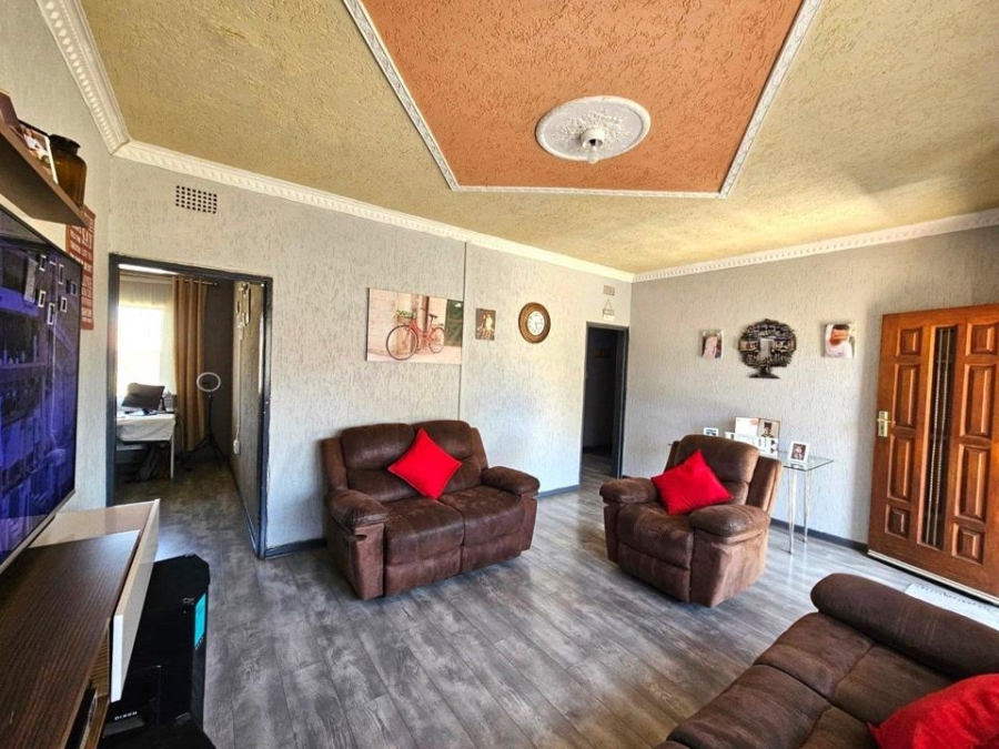 3 Bedroom Property for Sale in Noycedale Gauteng