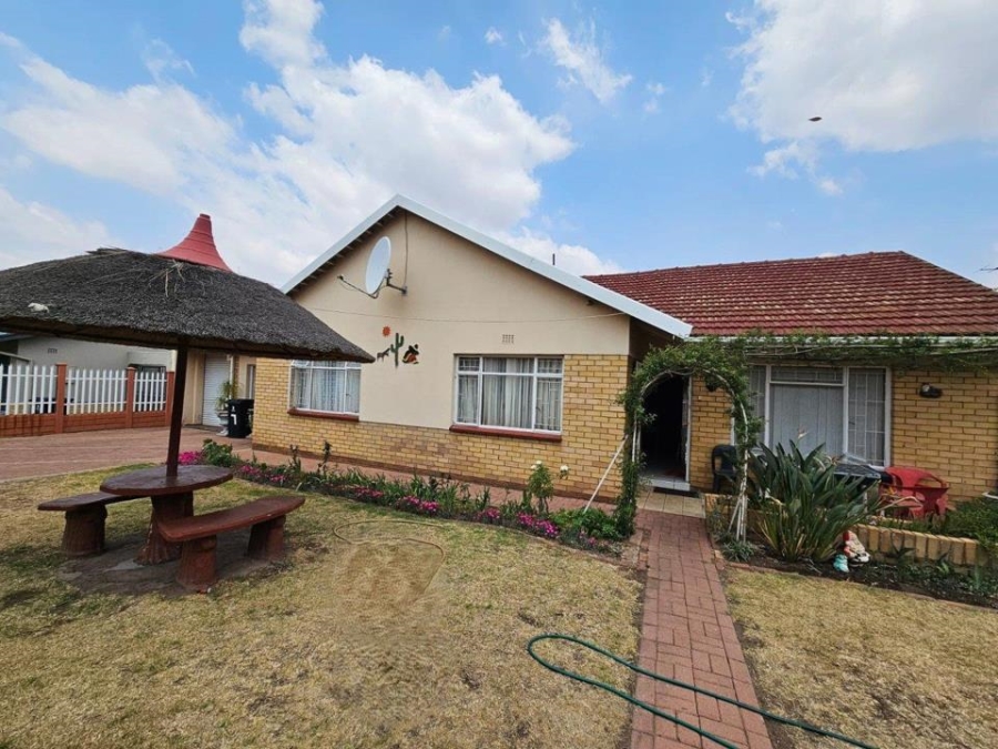 4 Bedroom Property for Sale in Visagie Park Gauteng