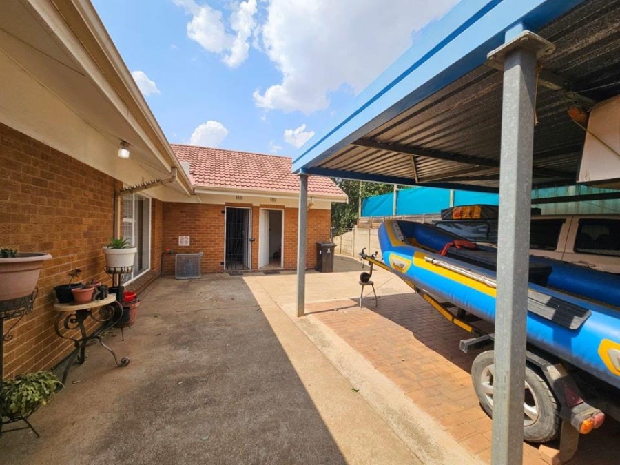 3 Bedroom Property for Sale in Visagie Park Gauteng