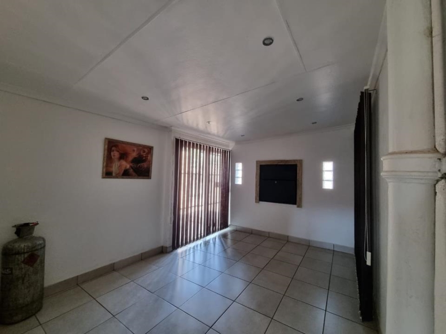 4 Bedroom Property for Sale in Visagie Park Gauteng