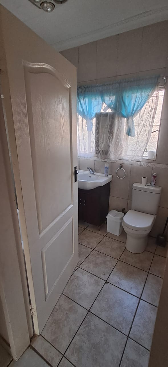 3 Bedroom Property for Sale in Noycedale Gauteng