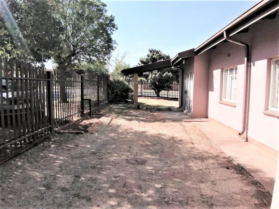 3 Bedroom Property for Sale in Noycedale Gauteng