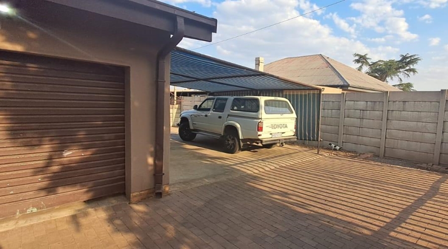 3 Bedroom Property for Sale in Noycedale Gauteng