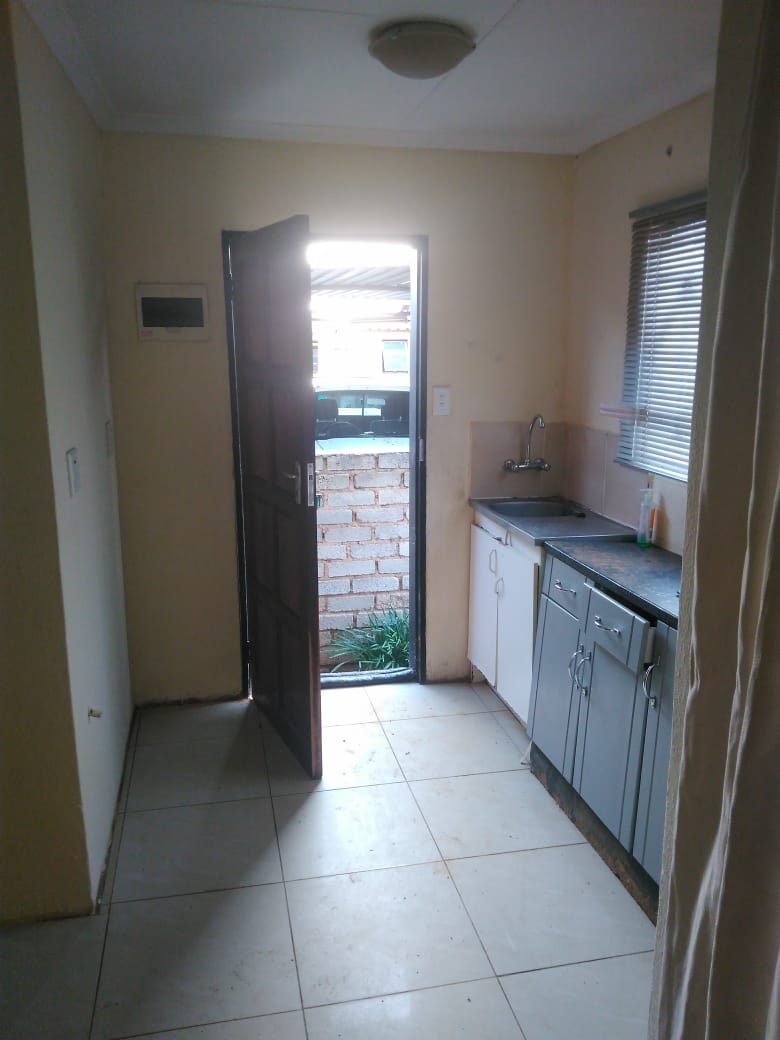 To Let 2 Bedroom Property for Rent in Soshanguve VV Gauteng