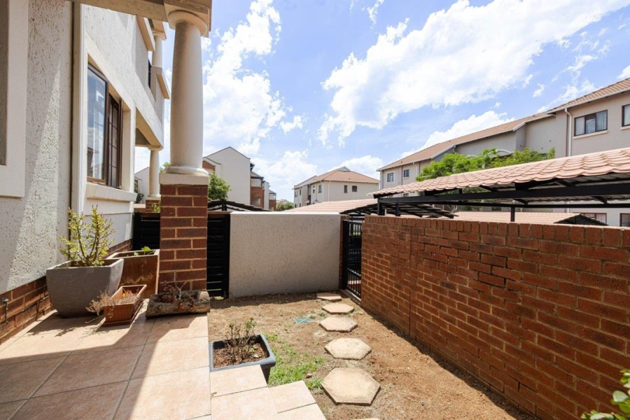 1 Bedroom Property for Sale in Paulshof Gauteng