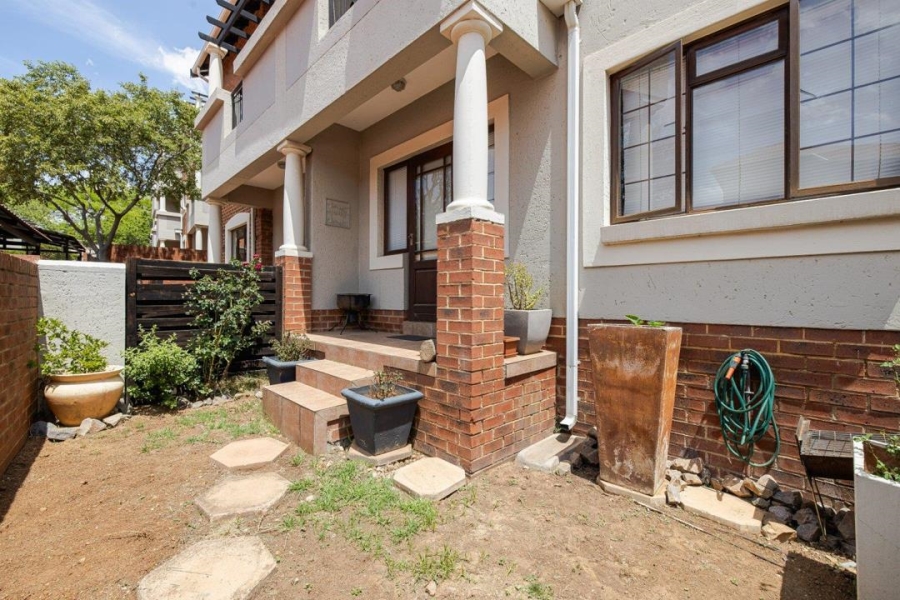 1 Bedroom Property for Sale in Paulshof Gauteng