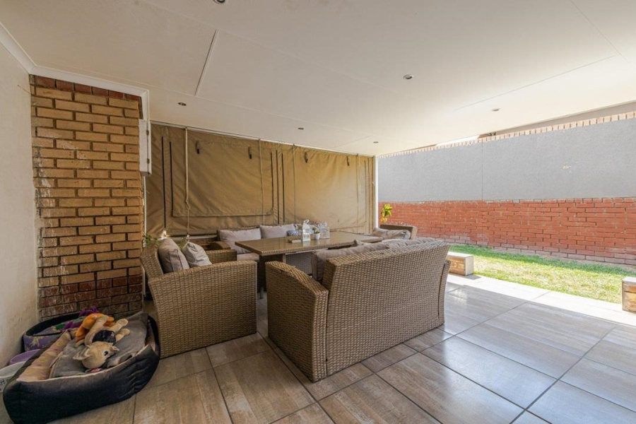 3 Bedroom Property for Sale in Halfway Gardens Gauteng