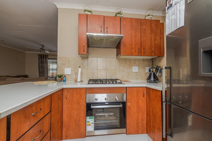 3 Bedroom Property for Sale in Halfway Gardens Gauteng