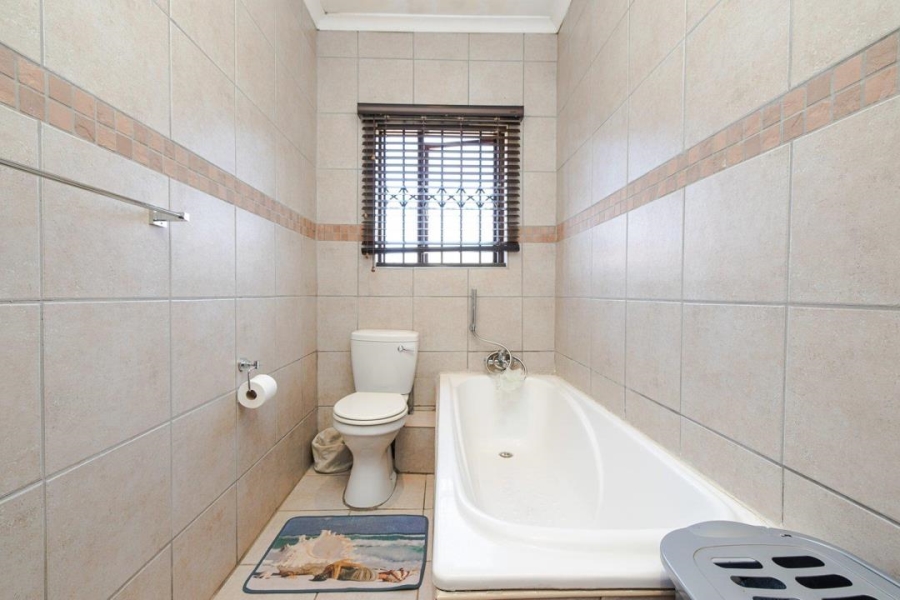 3 Bedroom Property for Sale in Halfway Gardens Gauteng