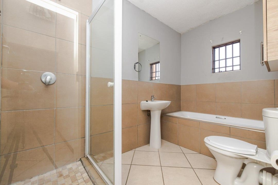 2 Bedroom Property for Sale in Sagewood Gauteng