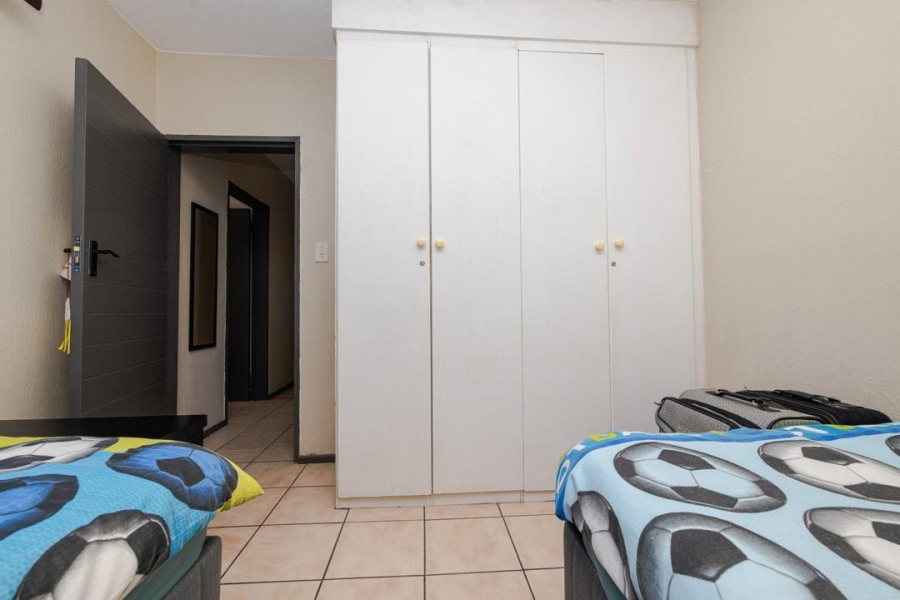 3 Bedroom Property for Sale in Halfway Gardens Gauteng