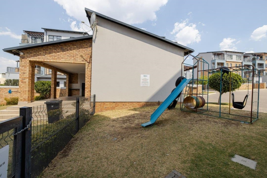 2 Bedroom Property for Sale in Barbeque Downs Gauteng