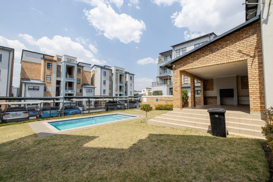 2 Bedroom Property for Sale in Barbeque Downs Gauteng