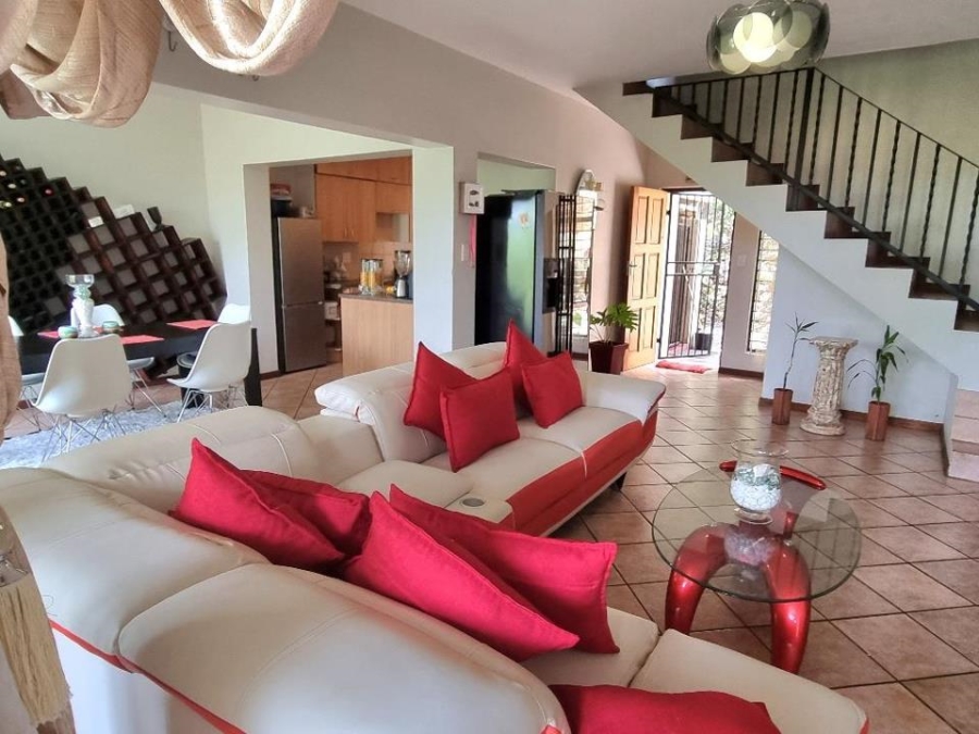 3 Bedroom Property for Sale in La Montagne Gauteng