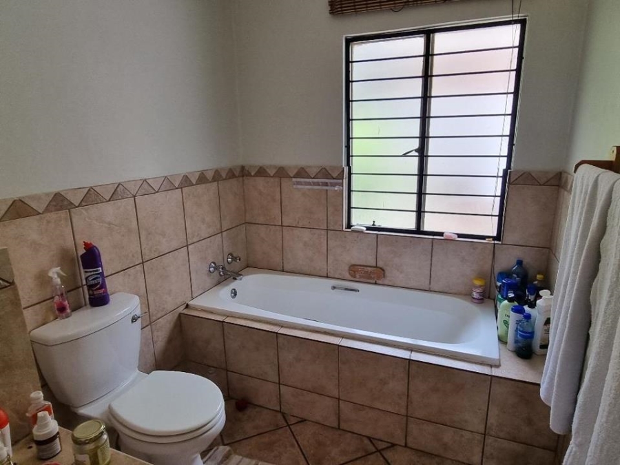 3 Bedroom Property for Sale in La Montagne Gauteng