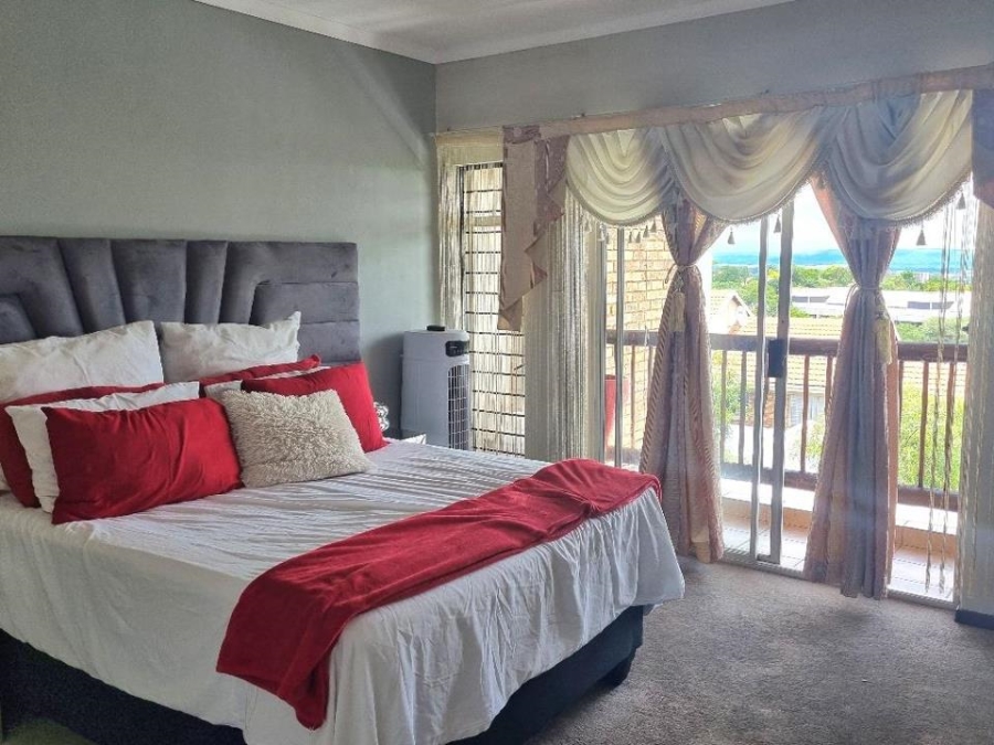 3 Bedroom Property for Sale in La Montagne Gauteng