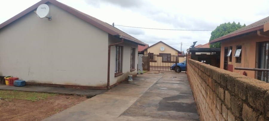 2 Bedroom Property for Sale in Soshanguve XX Gauteng