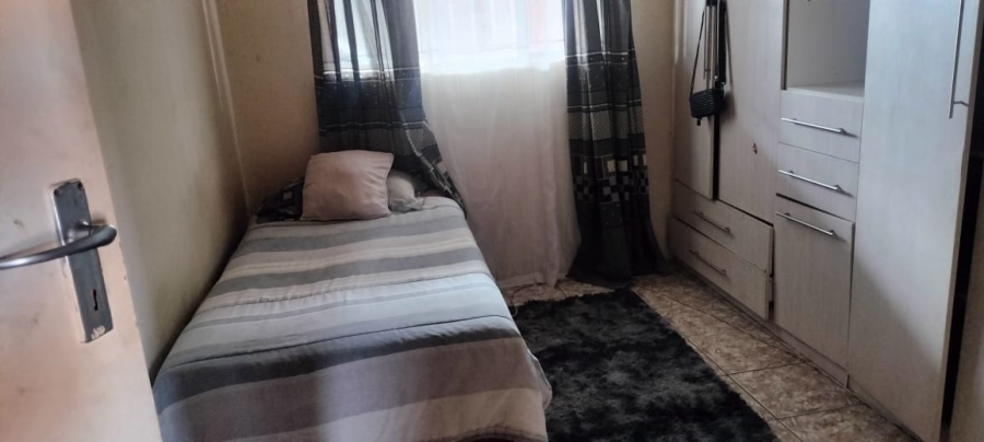 2 Bedroom Property for Sale in Mamelodi East Gauteng