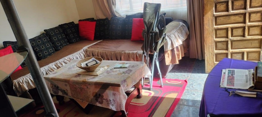 2 Bedroom Property for Sale in Mamelodi East Gauteng