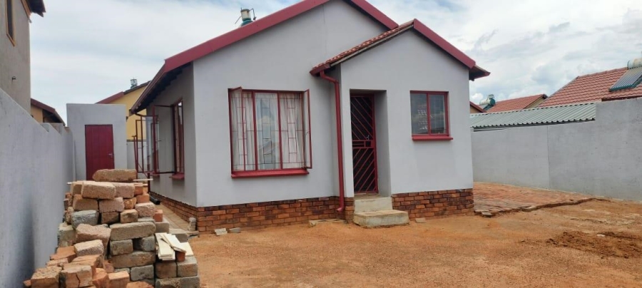 2 Bedroom Property for Sale in Soshanguve VV Gauteng