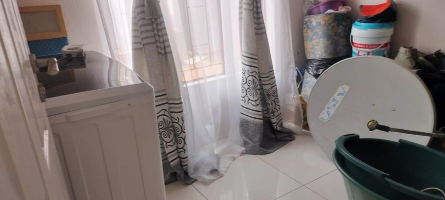 2 Bedroom Property for Sale in Soshanguve VV Gauteng