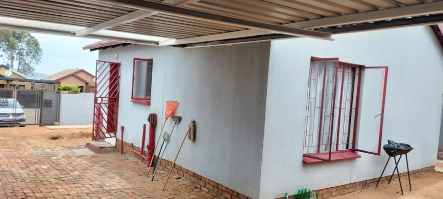 2 Bedroom Property for Sale in Soshanguve VV Gauteng