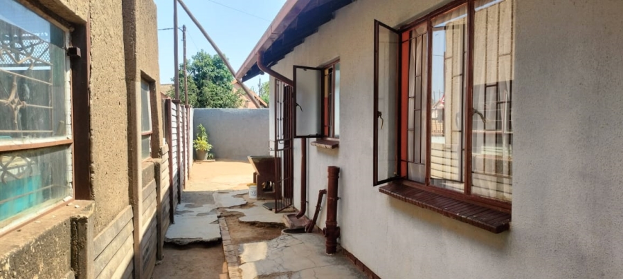 3 Bedroom Property for Sale in Soshanguve XX Gauteng