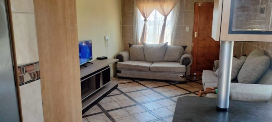 2 Bedroom Property for Sale in Soshanguve VV Gauteng