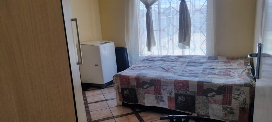 2 Bedroom Property for Sale in Soshanguve VV Gauteng