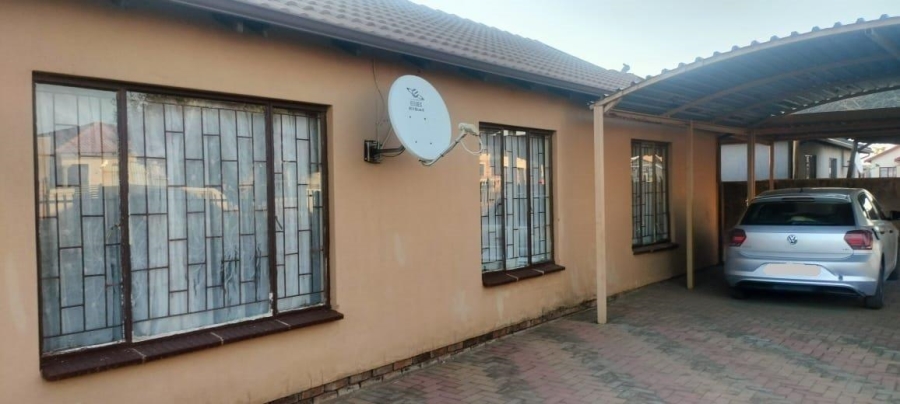 3 Bedroom Property for Sale in Soshanguve VV Gauteng