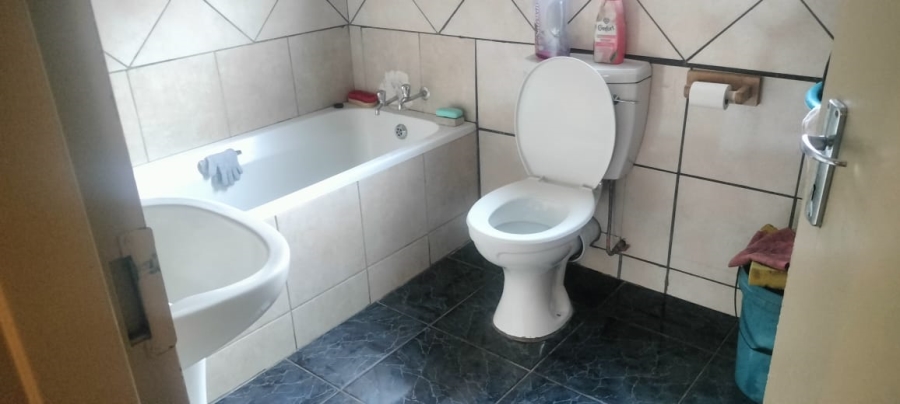 3 Bedroom Property for Sale in Soshanguve VV Gauteng