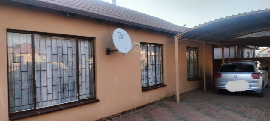 3 Bedroom Property for Sale in Soshanguve VV Gauteng