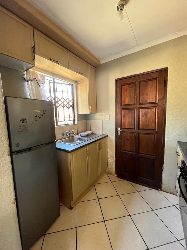 2 Bedroom Property for Sale in Soshanguve VV Gauteng