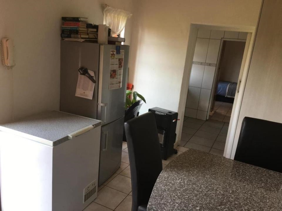 To Let 1 Bedroom Property for Rent in Montroux Gauteng