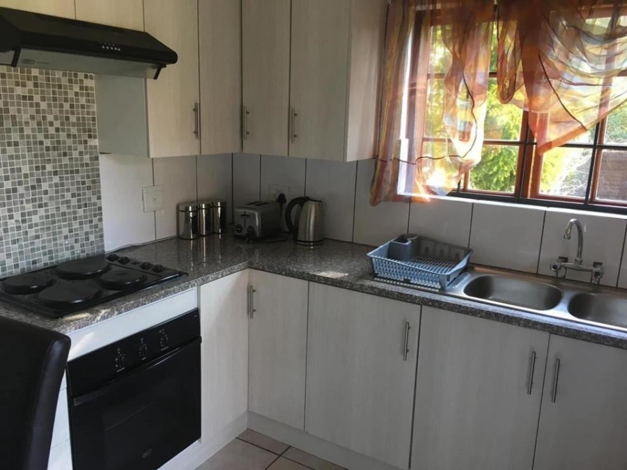 To Let 1 Bedroom Property for Rent in Montroux Gauteng