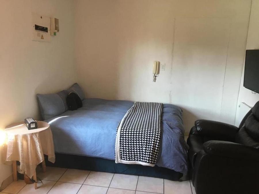 To Let 1 Bedroom Property for Rent in Montroux Gauteng