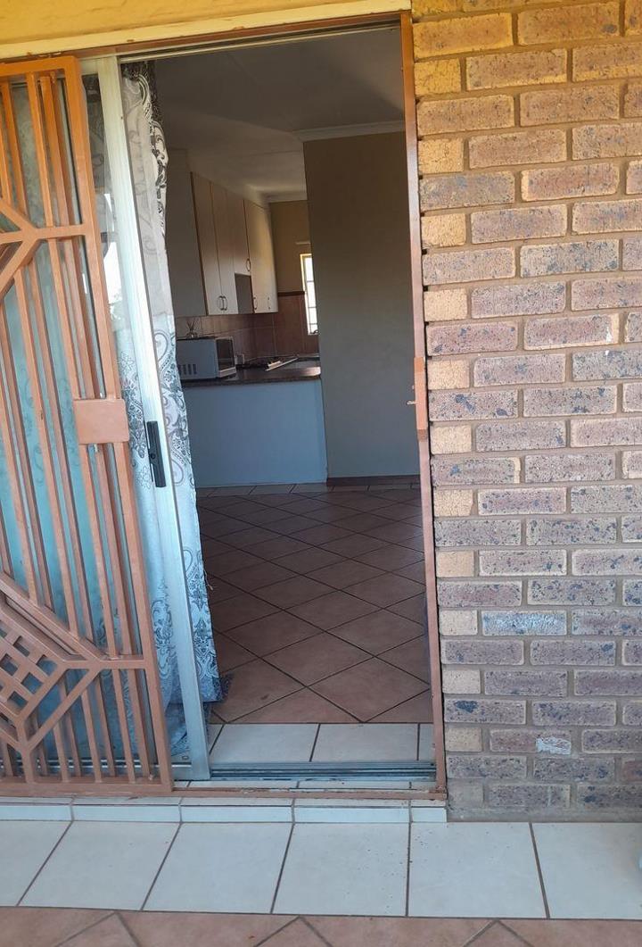 2 Bedroom Property for Sale in Mooikloof Ridge Gauteng