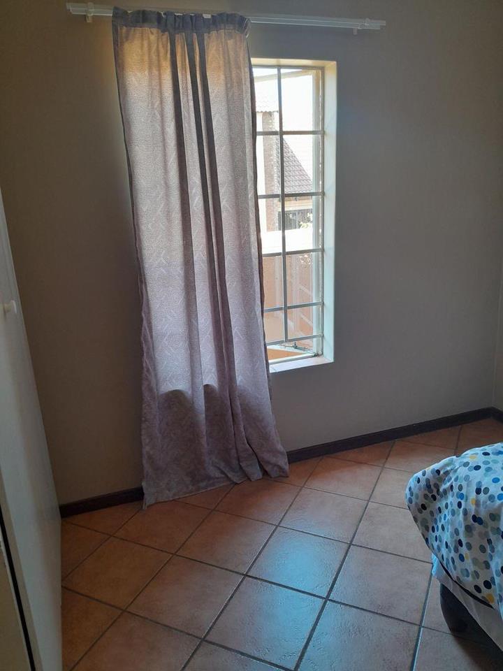 2 Bedroom Property for Sale in Mooikloof Ridge Gauteng