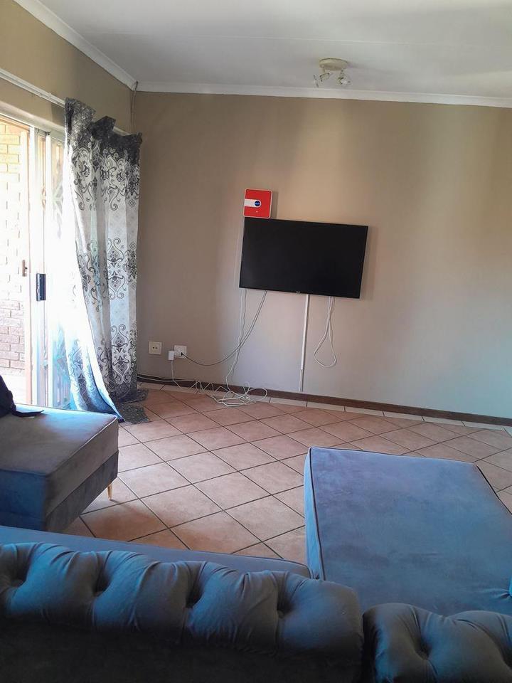 2 Bedroom Property for Sale in Mooikloof Ridge Gauteng