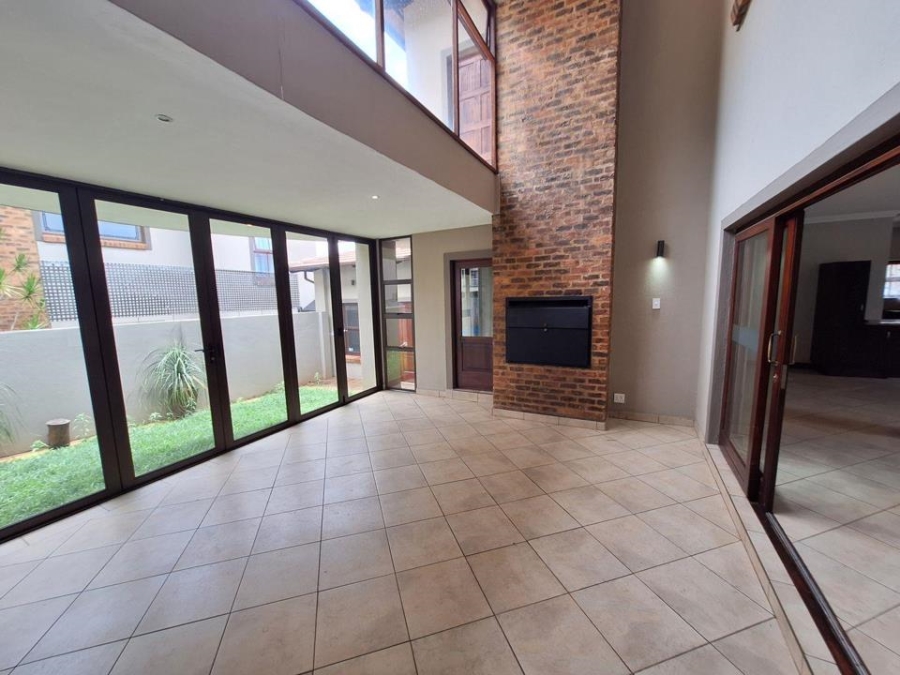 3 Bedroom Property for Sale in Six Fountains Residential Estate Gauteng