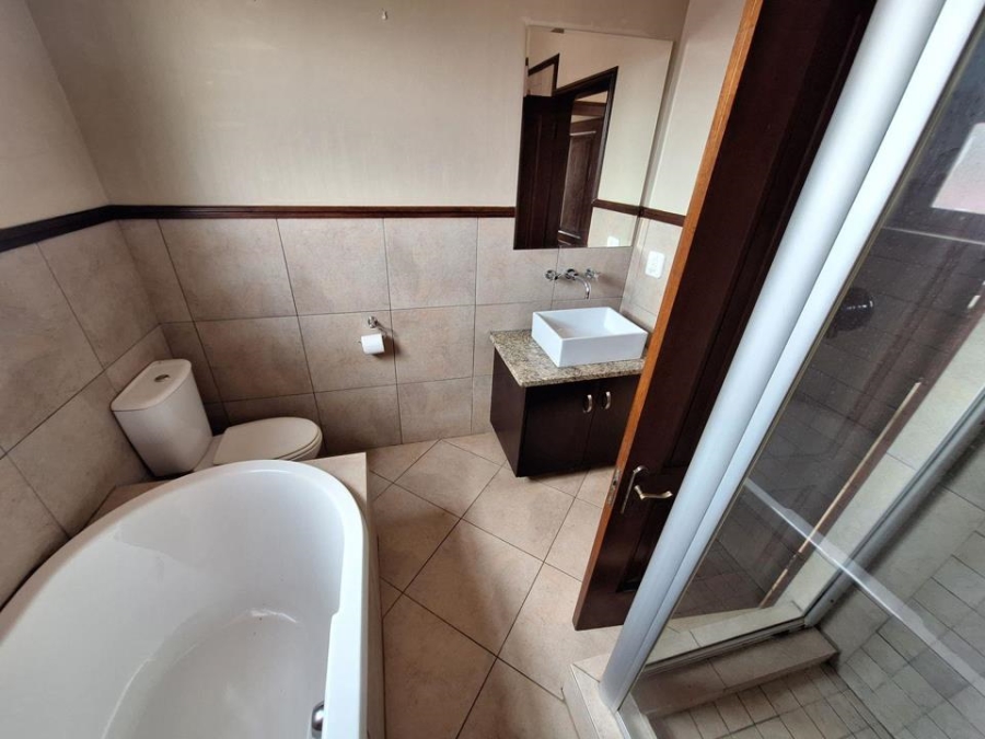 3 Bedroom Property for Sale in Six Fountains Residential Estate Gauteng