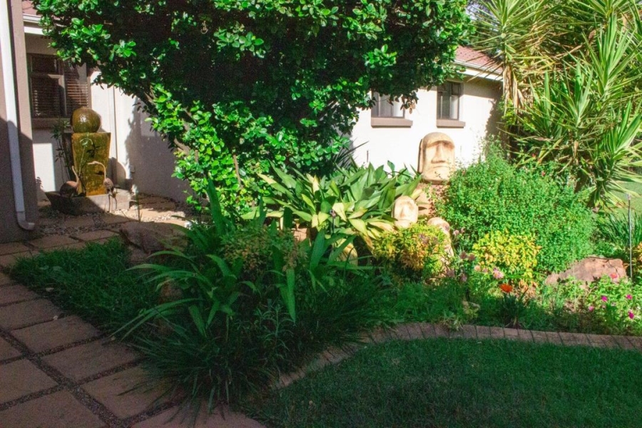 4 Bedroom Property for Sale in Selcourt Gauteng