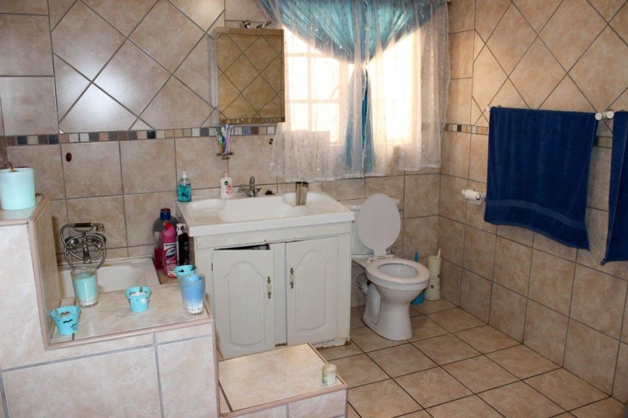 7 Bedroom Property for Sale in Dalview Gauteng